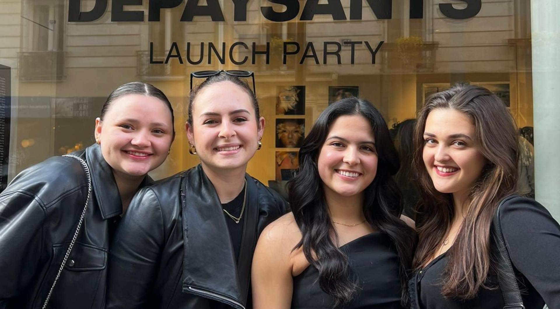 Morgan Smith and students at the Depaysants opening Morgan Smith and students at the Depaysants opening