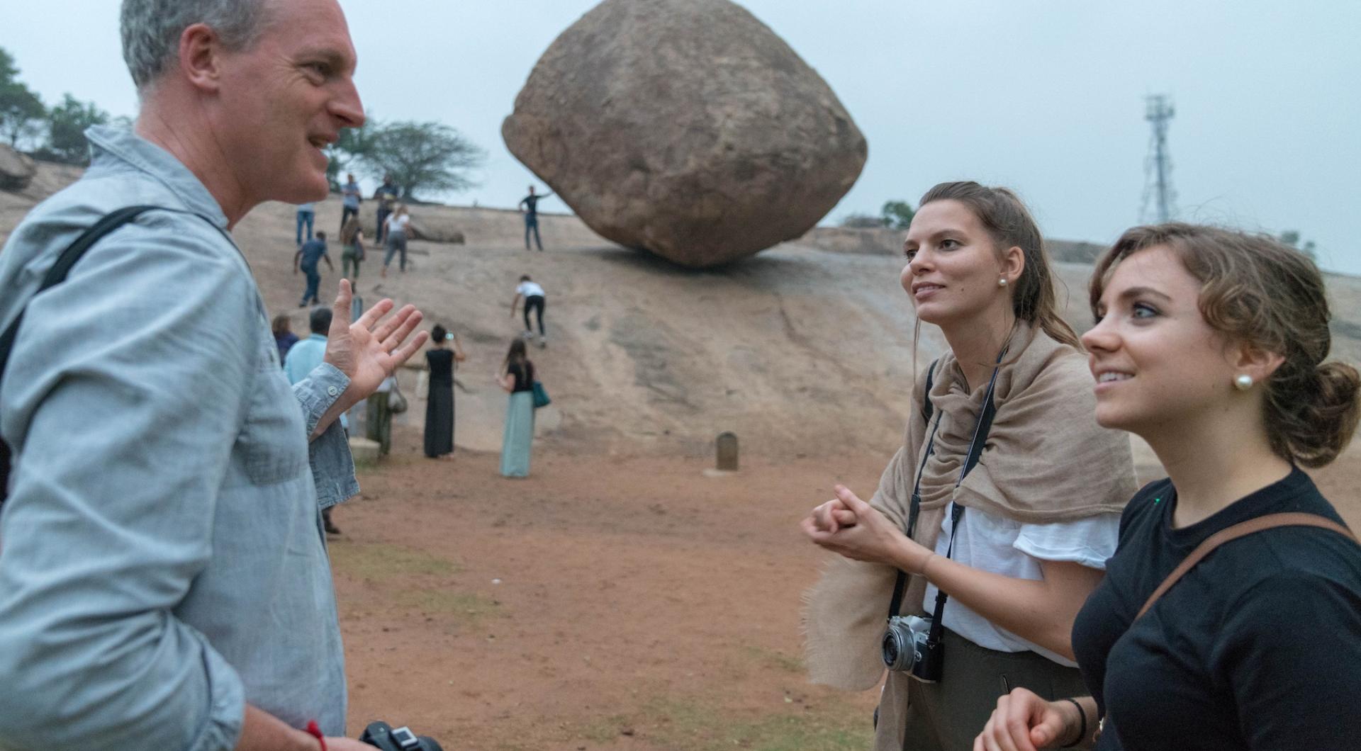 Professor Talcott speaks with students on the India practicum