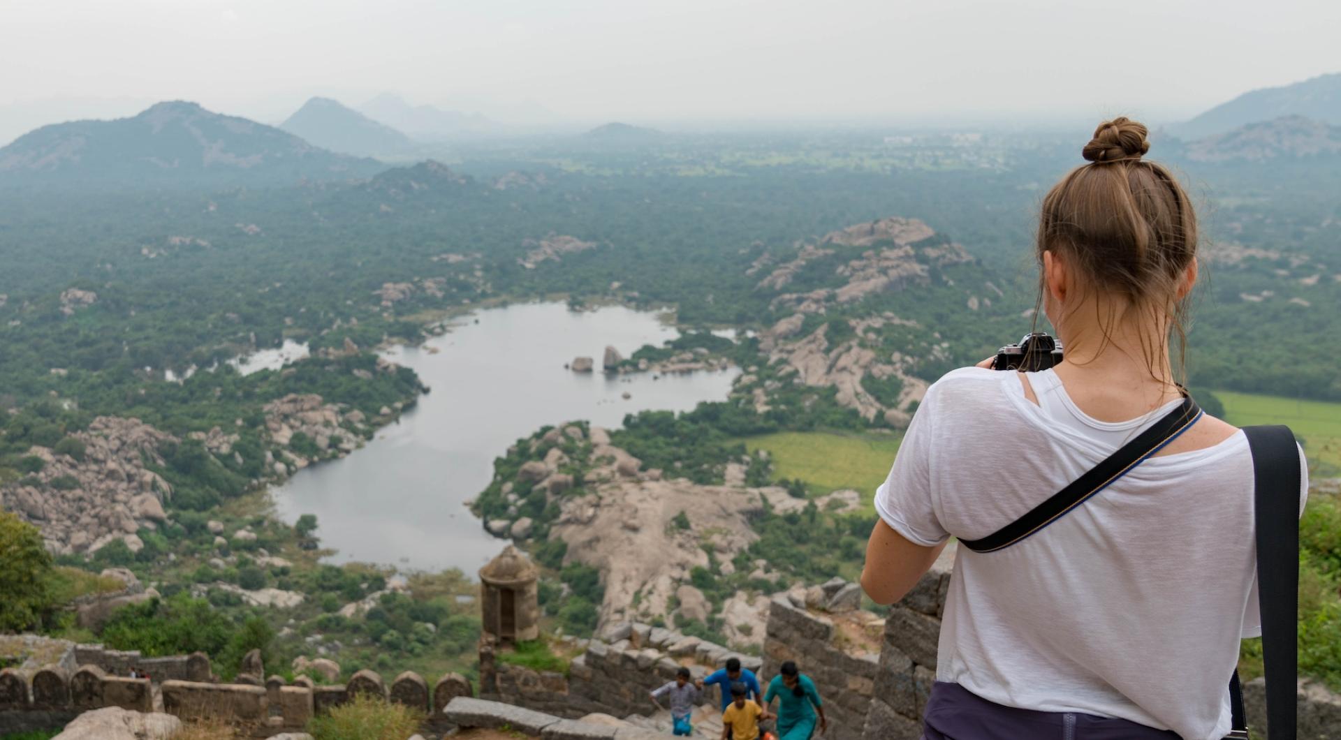 Student photographs vista in India