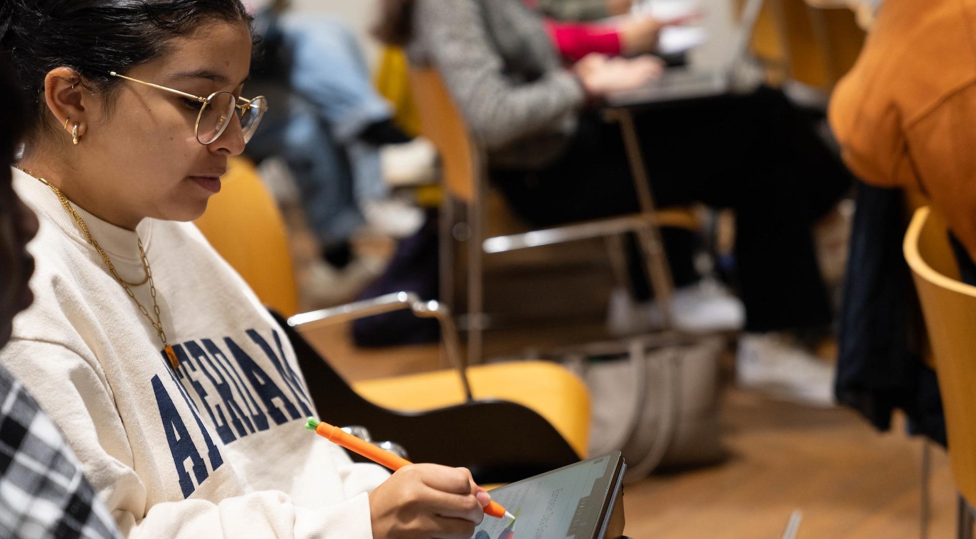 Student takes notes on advanced international human rights law Student takes notes on advanced international human rights law