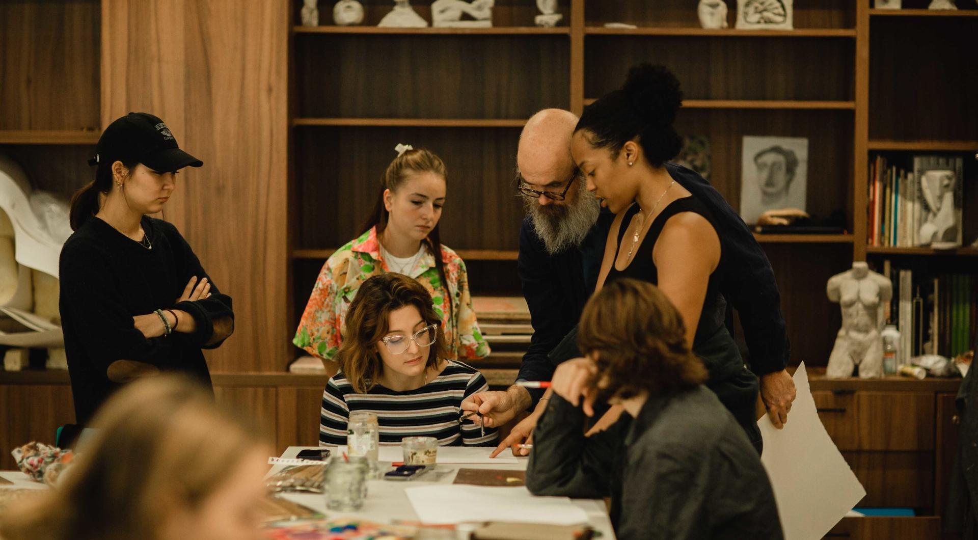 Students work in one of the Monttessuy art studios