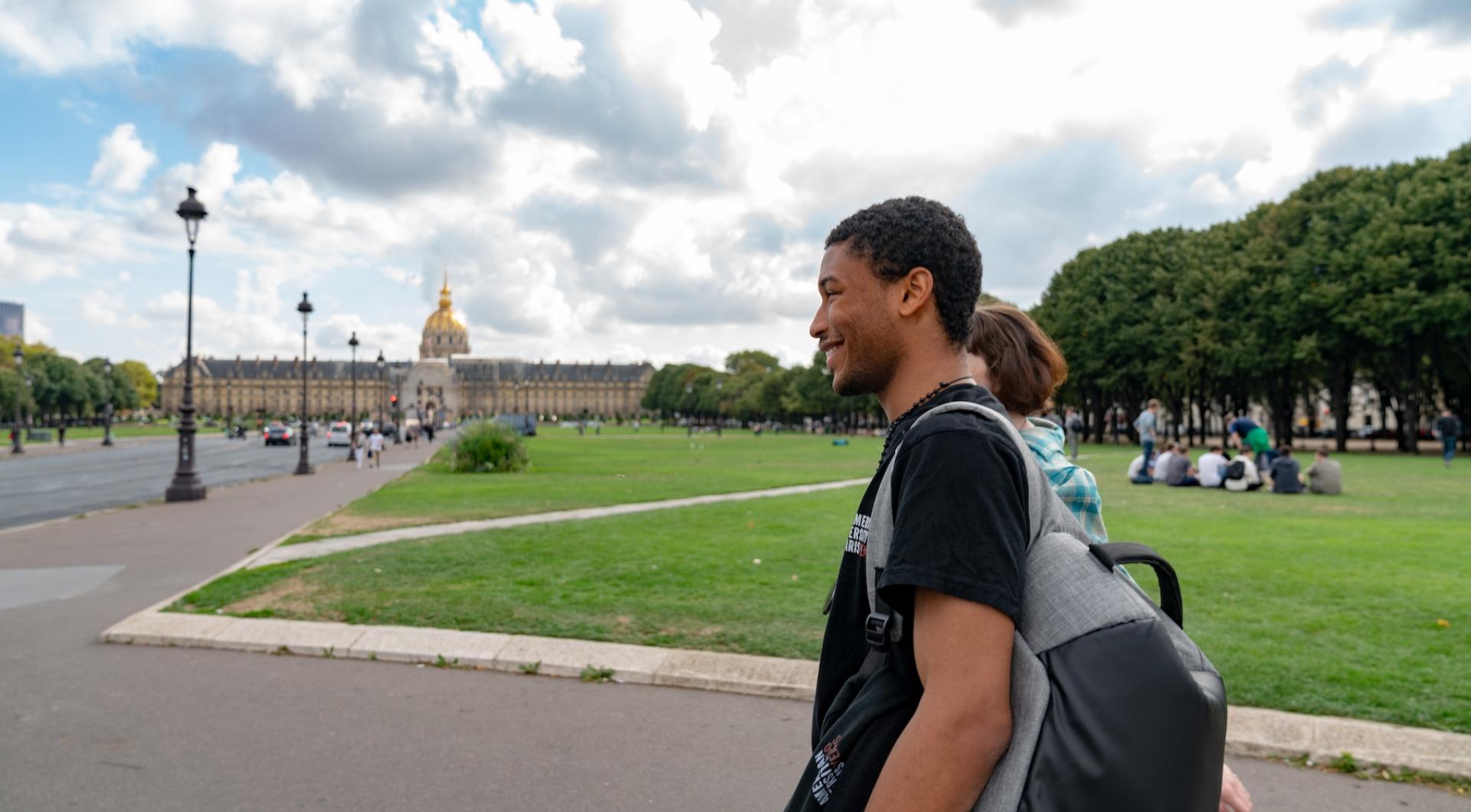 Students walk near Invalides