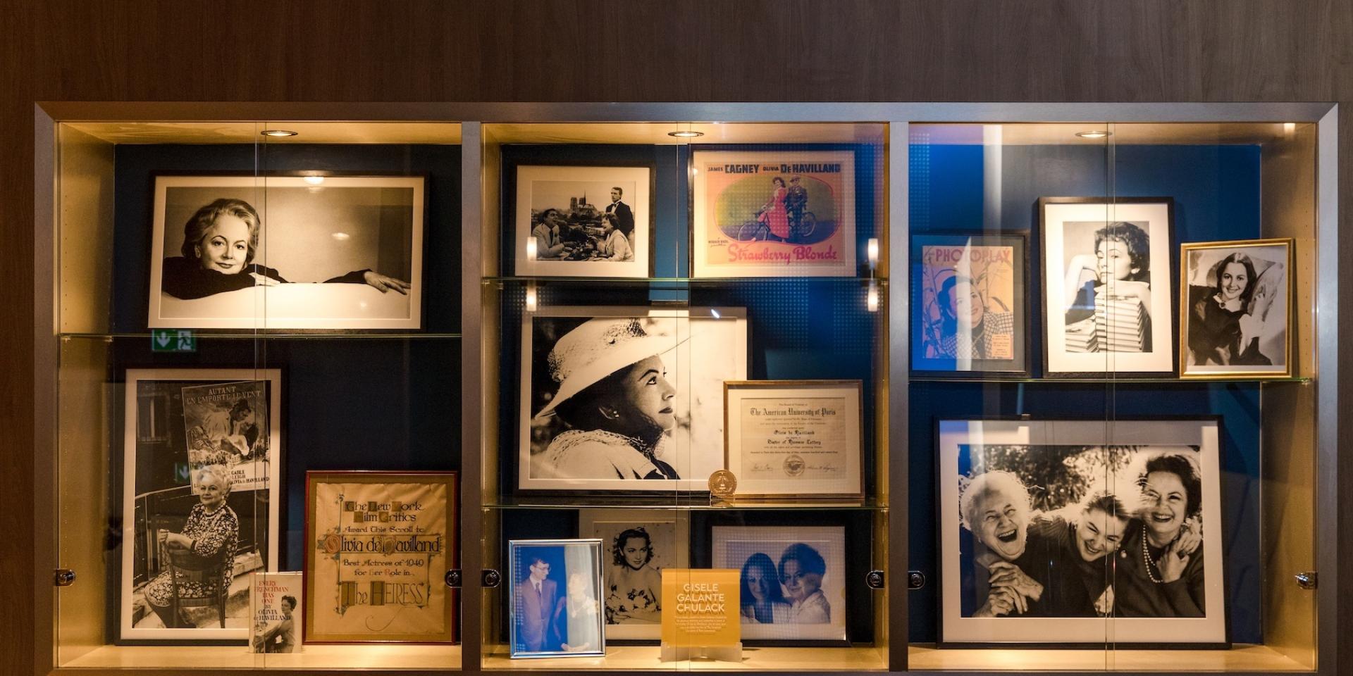 Olivia de Havilland memorabilia in Monttessuy Olivia de Havilland memorabilia in Monttessuy