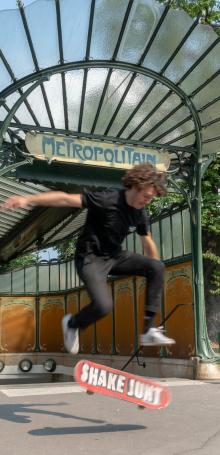 Skateboarding in Paris