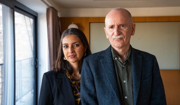 Author Jhumpa Lahiri and Professor Dan Gunn
